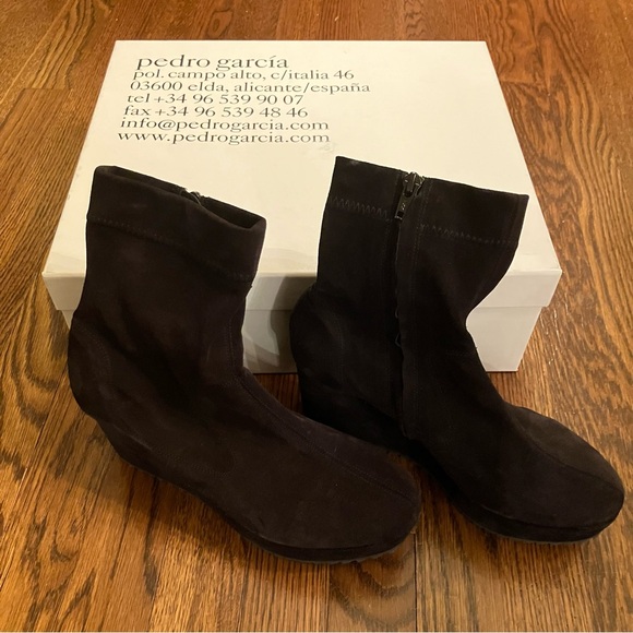 Pedro Garcia women’s black stretch suede Urika Wedge Booties w/zipper size US6.5 - Picture 4 of 10
